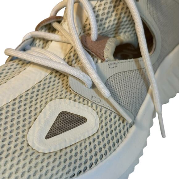 Adidas Bounce NEW Cutout Running Shoes beige off white sz 10 womens - Picture 8 of 9